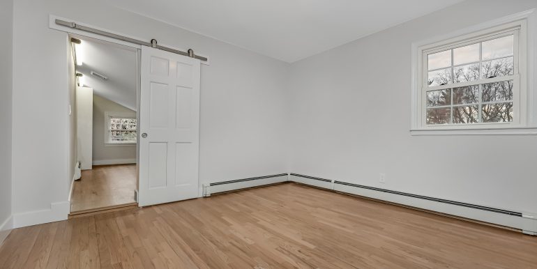 20 Rolling Drive-133