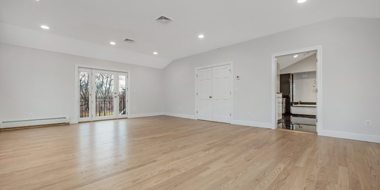 20 Rolling Drive-141