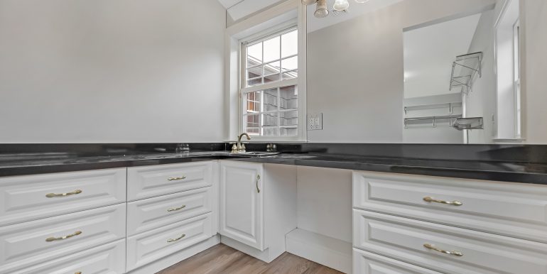 20 Rolling Drive-146