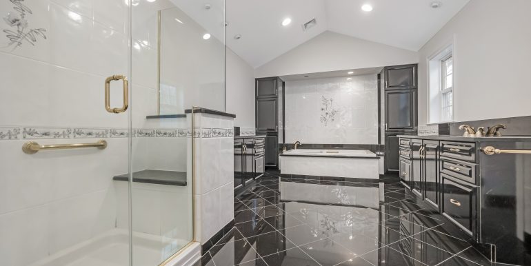 20 Rolling Drive-148