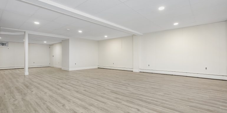 20 Rolling Drive-161