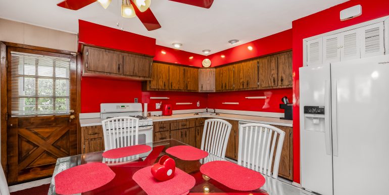 19 Glenda Dr-15