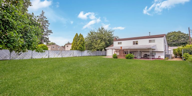 19 Glenda Dr-51 copy