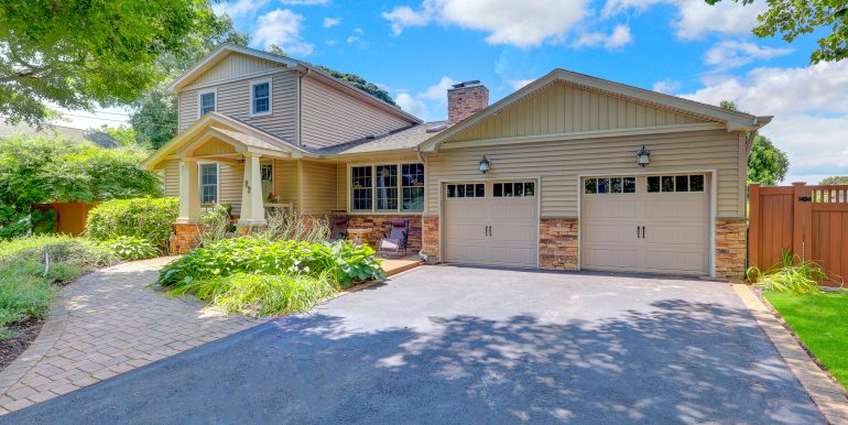 22-Larkspur-Dr