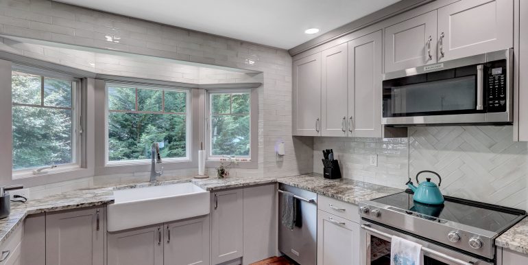 22-Larkspur-Dr
