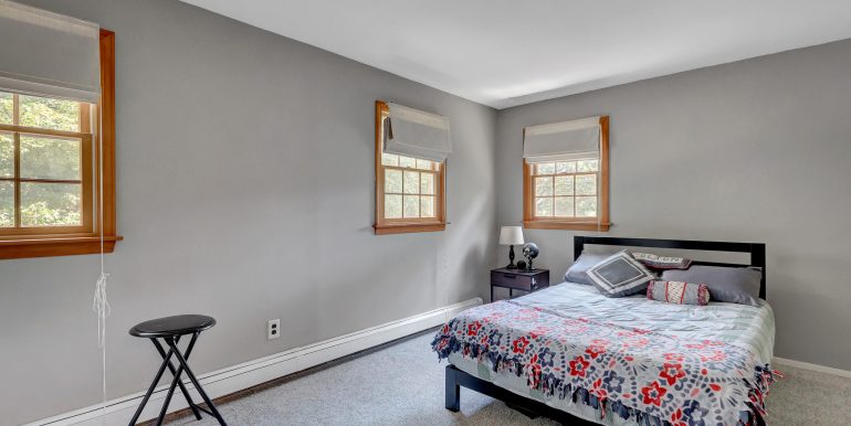 22-Larkspur-Dr