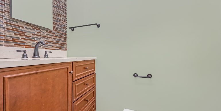 23 Country Lane Dr-44