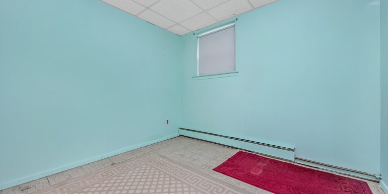 23 Country Lane Dr-48