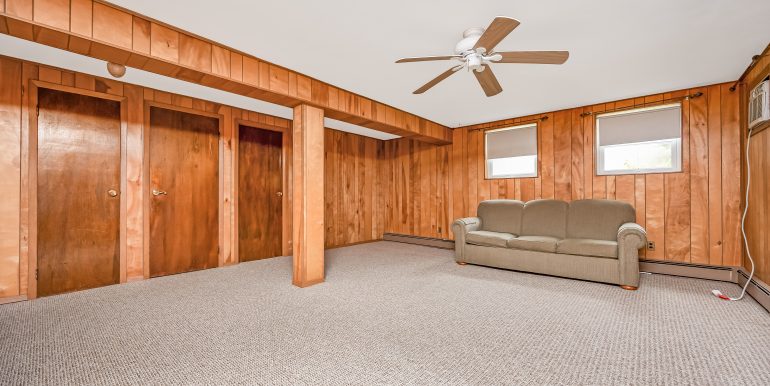 23 Country Lane Dr-56